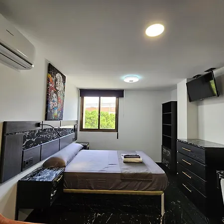 Black Daire